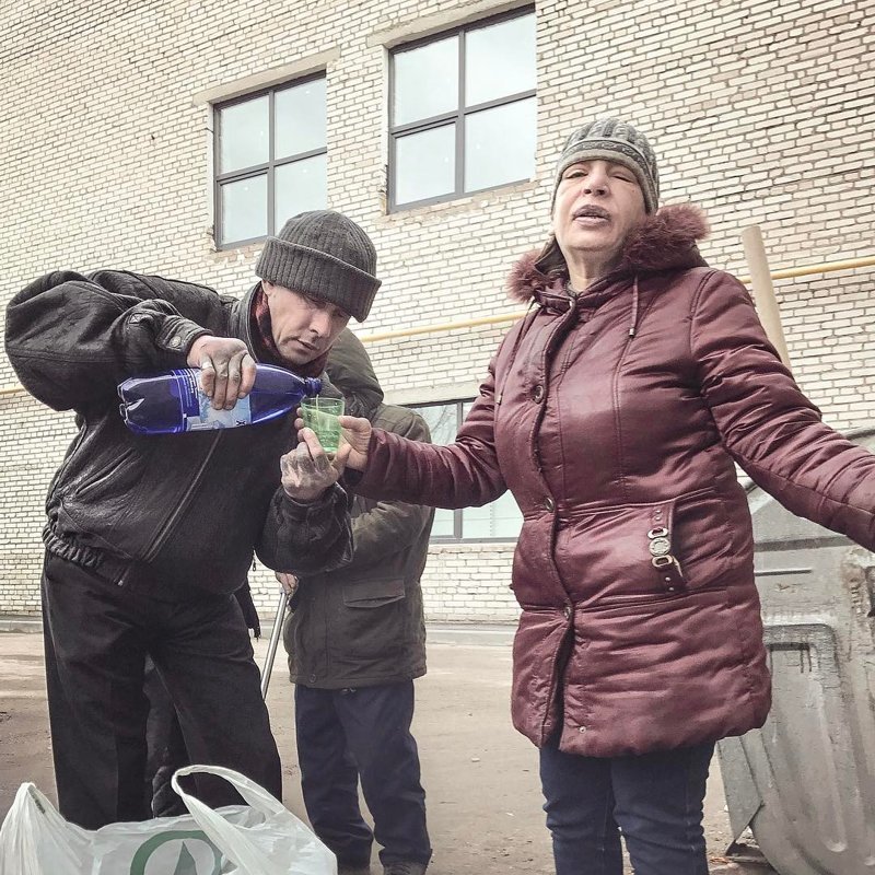 Фотограф документирует суровые улицы России с помощью iPhone