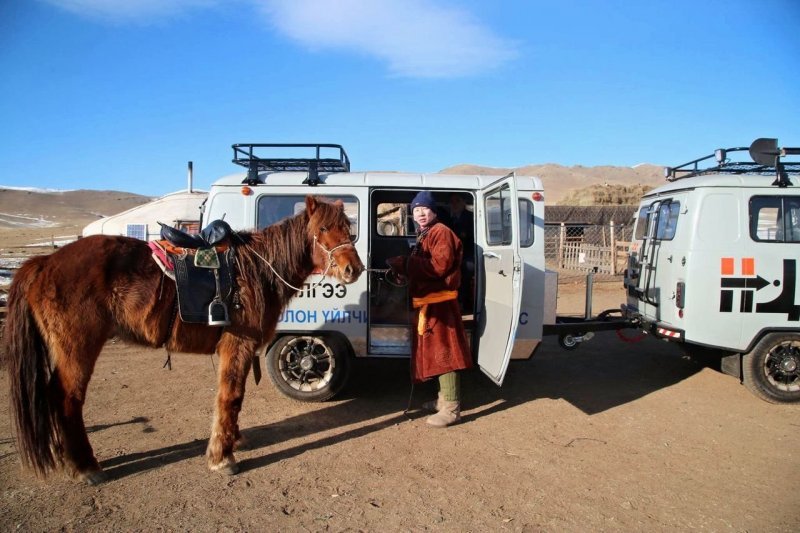 В Монголии сделали "буханку" с невероятно шикарным VIP интерьером
