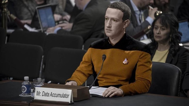 Гуманоид, рептилоид или андроид: реакция соцсетей на выступление Цукерберга в Сенате США
