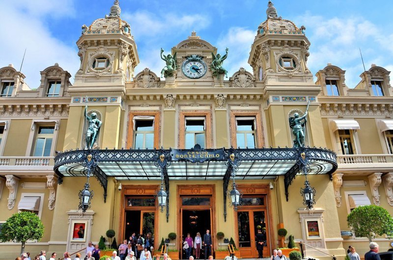 [О жизни в Монако] Как стать гражданином налогового рая и выиграть в знаменитом казино история, путешествия, факты, фото