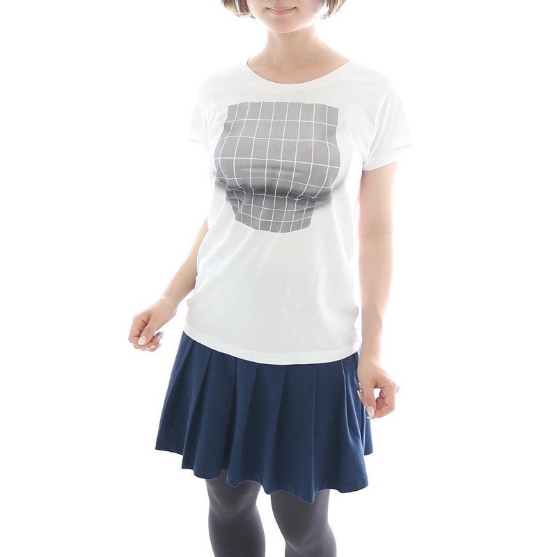 Оптический обман на службе у женщин: футболки с иллюзией увеличения груди