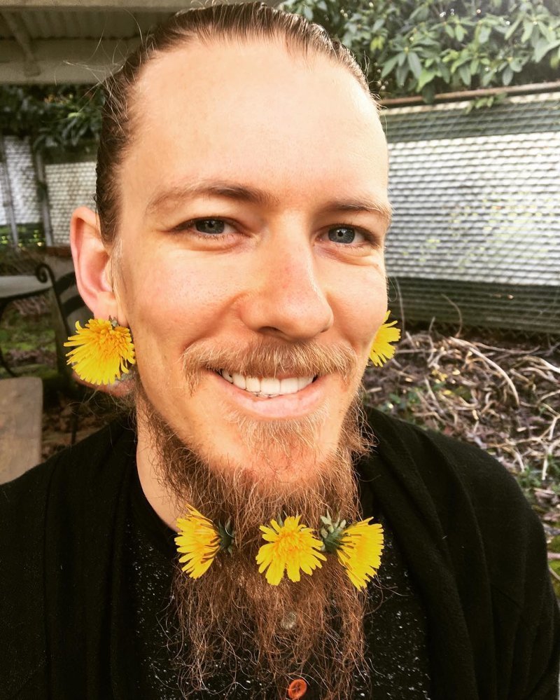 Пришла весна, зацвели бороды