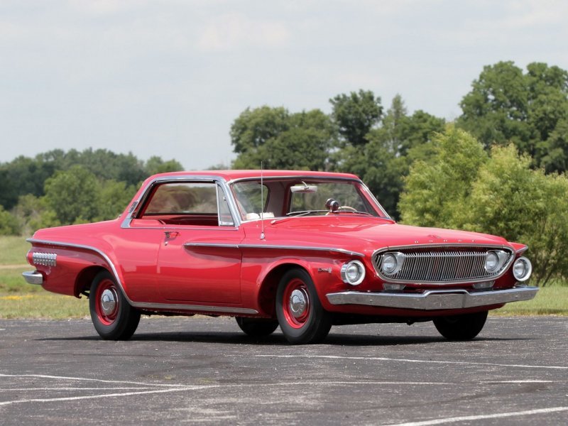 Редкий автомобиль начала 60-х не только в Америке, но и во всем мире выглядит столь…нетрадиционно как Dodge Dart 1962