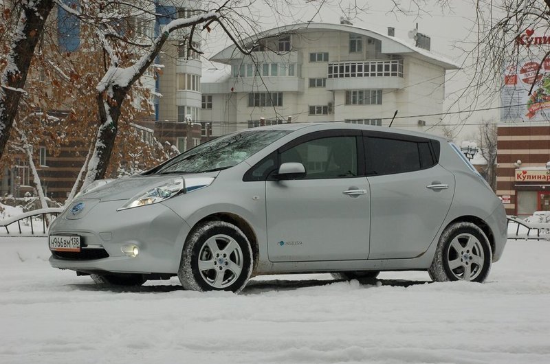 Эксплуатация электромобилей в Сибири: как далеко можно уехать на Nissan Leaf зимой