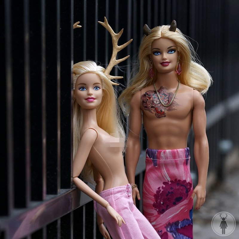 12. Аннелис Хофмайер использует кукол, чтобы выражать собственные взгляды на сексизм, гендерные стереотипы и политику