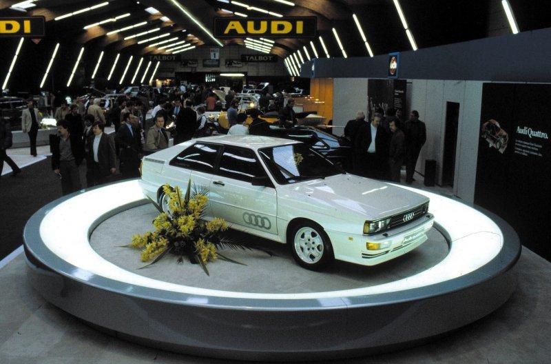 Серийная Audi Quattro на Женевском автосалоне 1980 года.