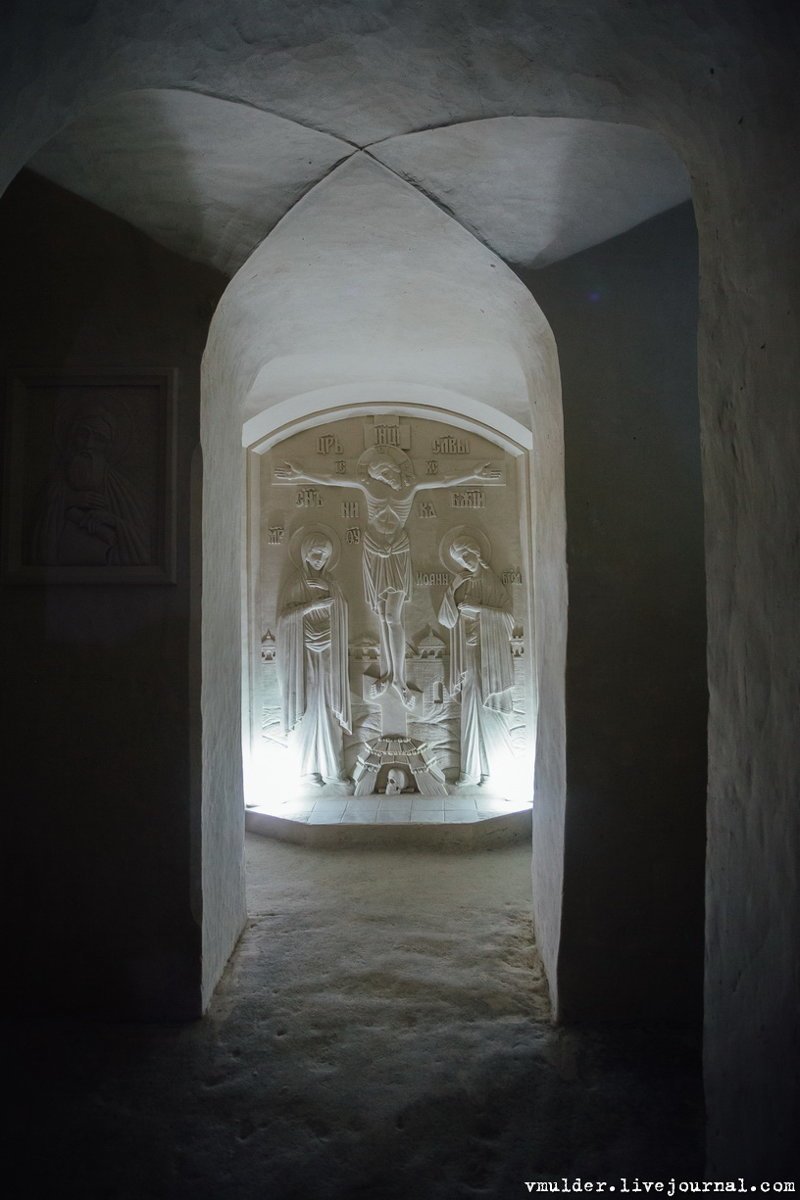 Холковский пещерный монастырь