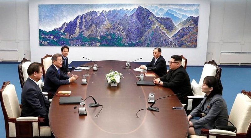 В "Доме мира" прошли "серьезные, откровенные" переговоры о денуклеаризации, мире на Корейском полуострове