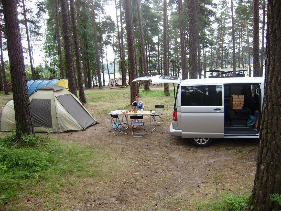 Кемпинг в Карелии с палатками