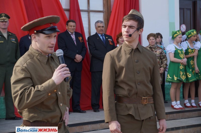 В Вольском районе встретили Поезд Победы. Фоторепортаж