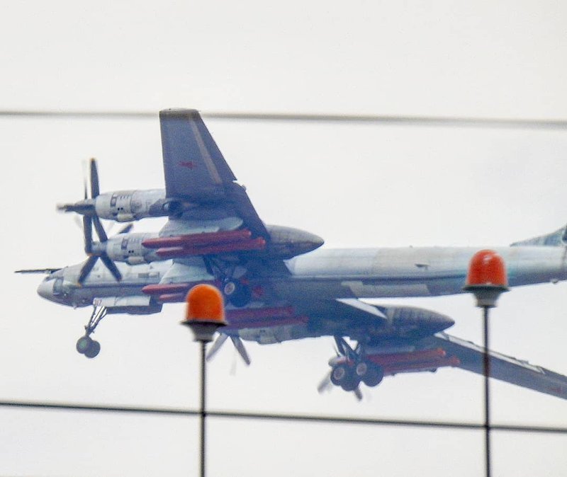 Ту-95МС с крылатыми ракетами Х-101/102