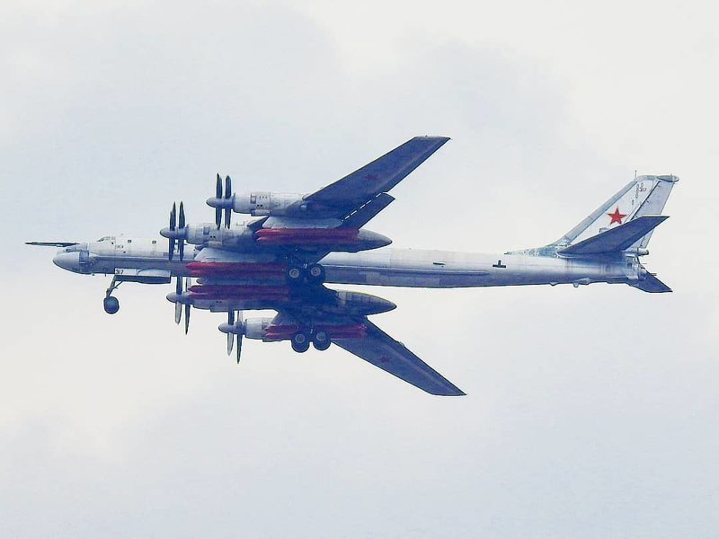 Ту-95МС с крылатыми ракетами Х-101/102