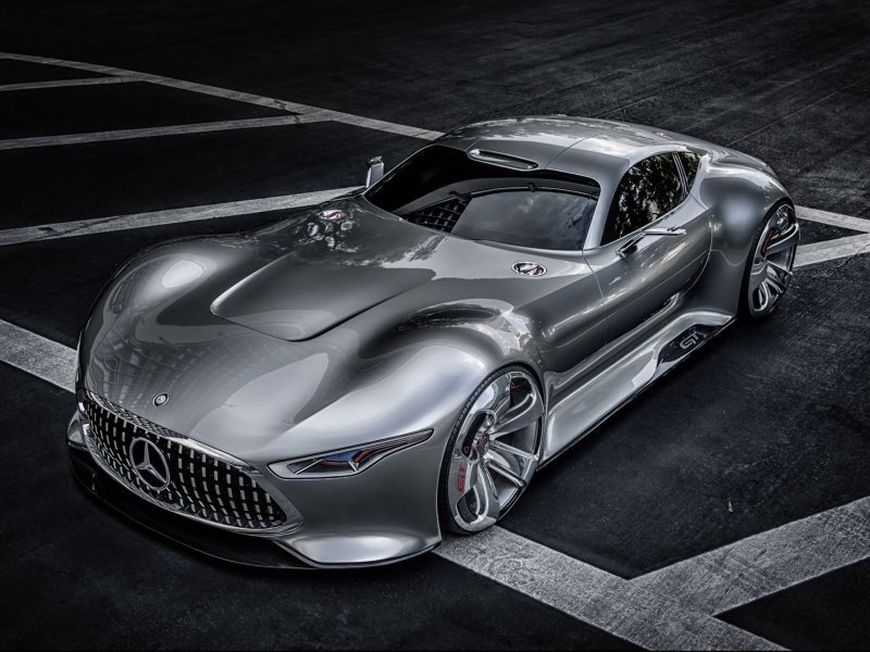С 2013 года в игре стали появляться футуристичные концепт-кары, первым из которых стал Mercedes-Benz AMG Vision Gran Turismo.