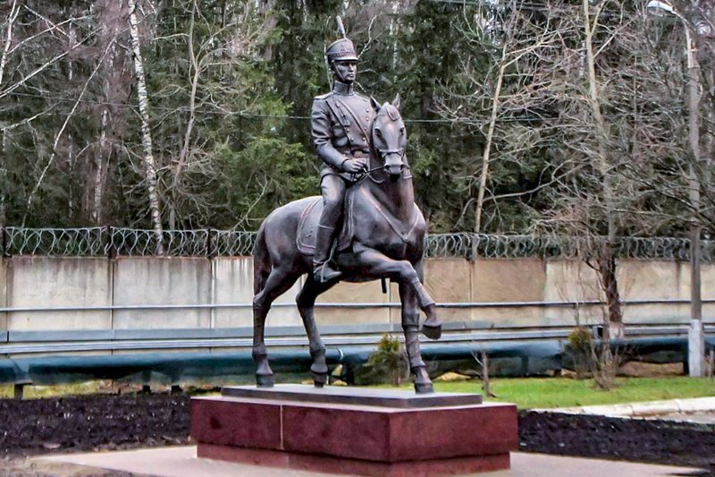 Конные памятники. Московская область