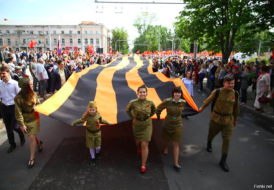 Марш на дне победы. Бессмертный полк в Молдавии. Марш день Победы. 9 Мая марш Победы.