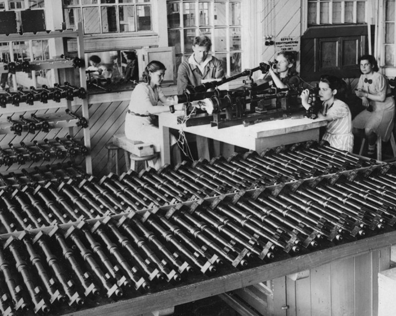 Как производили оружие во время второй мировой войны