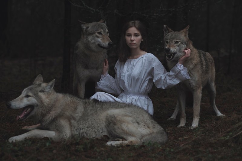 Сказочные портреты девушек с дикими животными в объективе Ольги Баранцевой
