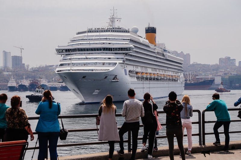 Круизный лайнер «Costa Serena» пришвартовался во Владивостоке
