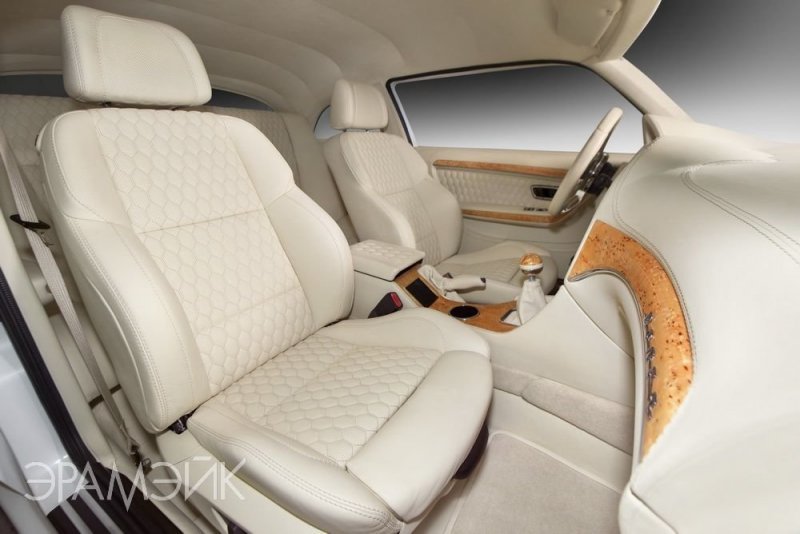 Купе в стиле ГАЗ-21 на базе BMW 5-ой серии с белоснежным салоном