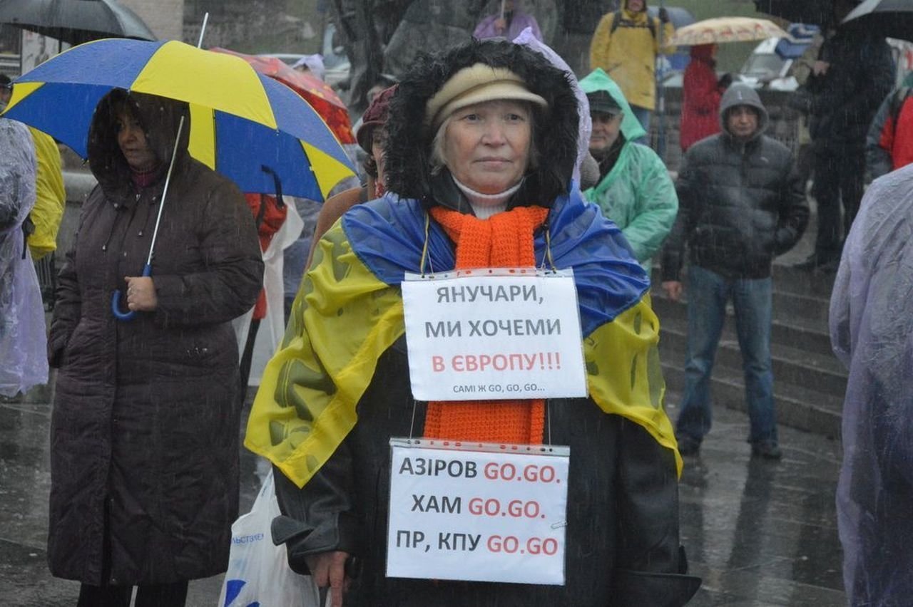 Будет ответ украины. Лозунги Майдана. Евромайдан лозунги. Лозунги Украина в Евросоюз. Лозунги Украины.