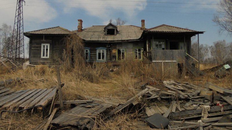 В Госдуме предложили раздать пустующие дома молодым 