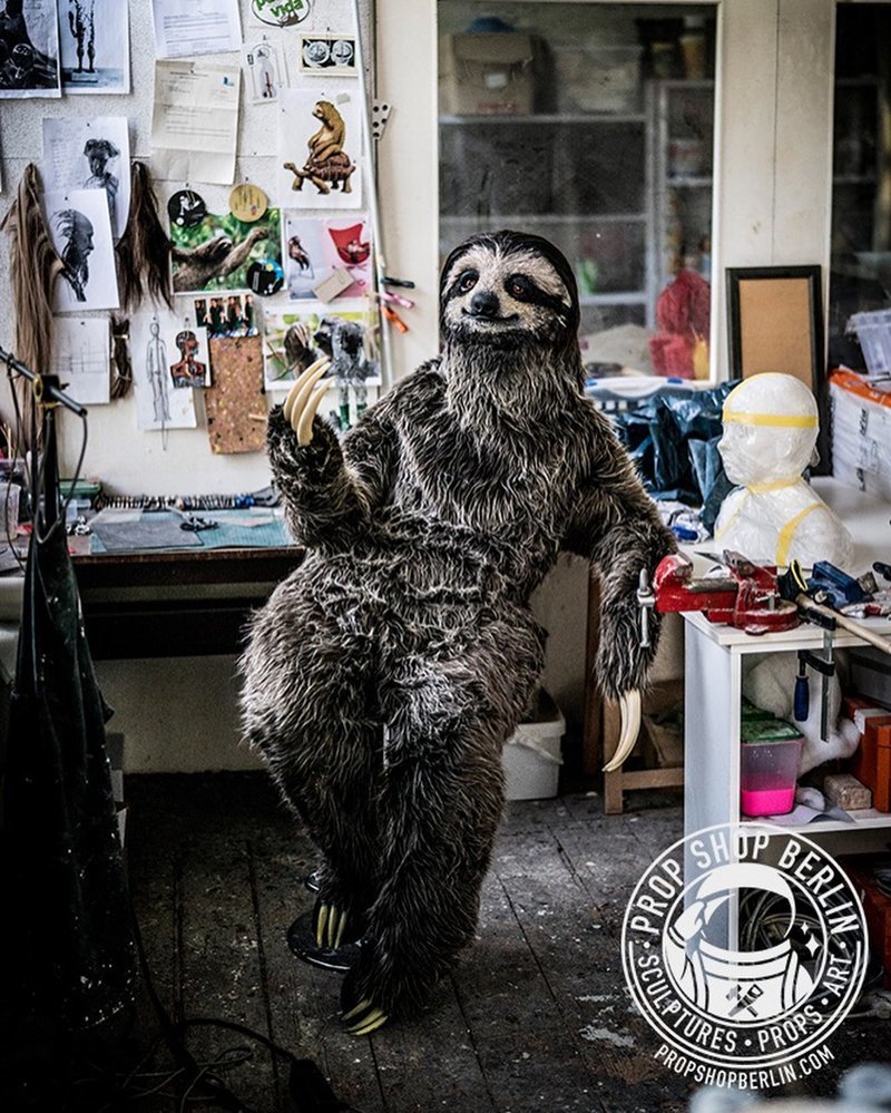 Художнице удалось создать невероятно реалистичный костюм ленивца