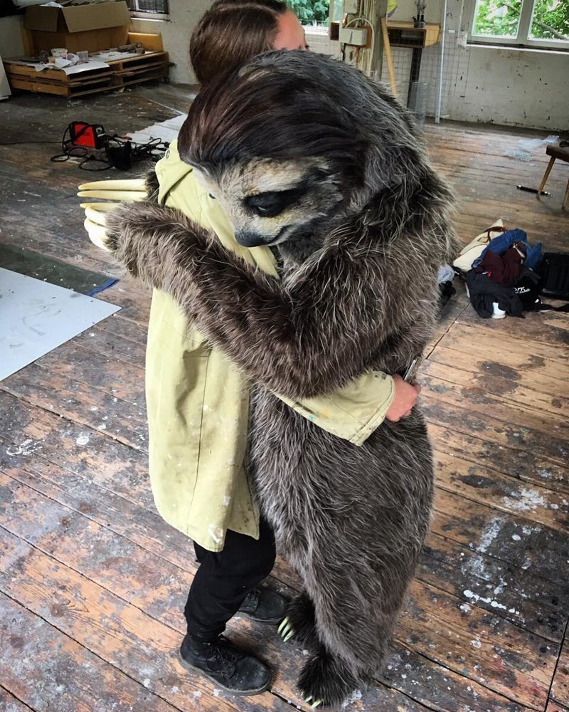 Художнице удалось создать невероятно реалистичный костюм ленивца