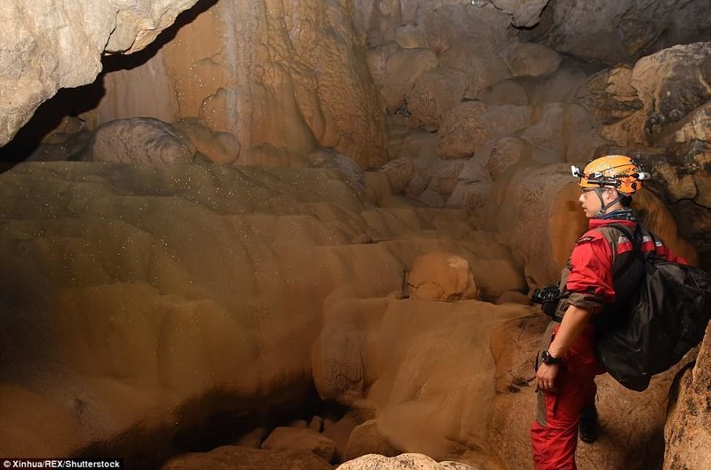 Гигантская пещера Мяо может спокойно вместить четыре египетские пирамиды