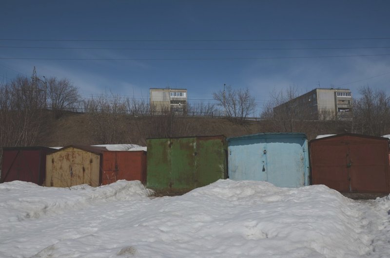 Уютные гаражи из российских дворов