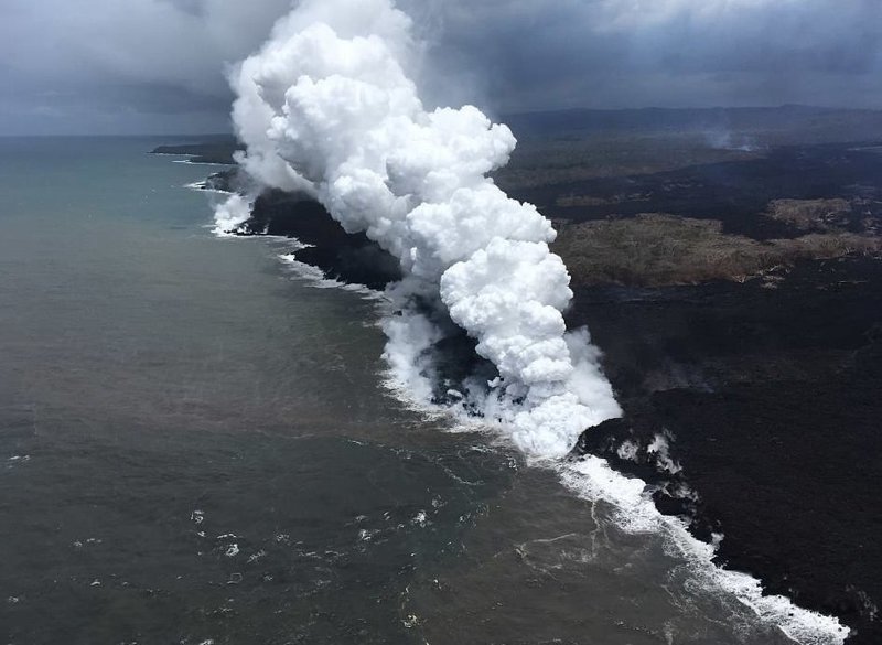 Извержение вулкана Килауэа грозит техногенной катастрофой