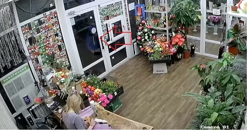Тверские полицейские разыскивают  "цветочного онаниста"