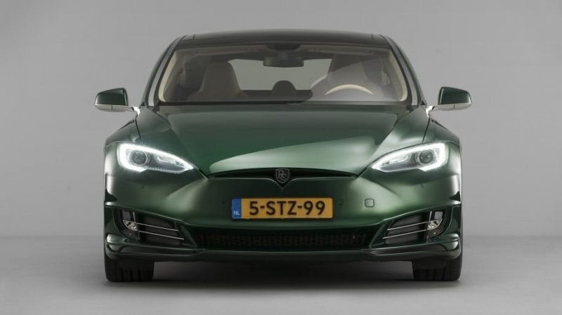 Британцы сделали красивый универсал на базе электромобиля Tesla Model S