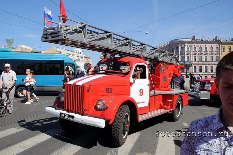 4-й петербургский парад ретро-транспорта 26 мая 2018 год