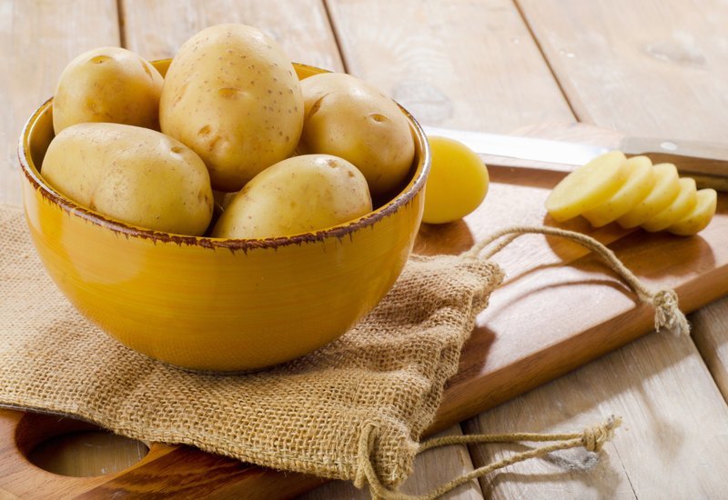 3. Молодая картошечка антиоксиданты, витамины, каши, ликопин, польза, сочетание продуктов