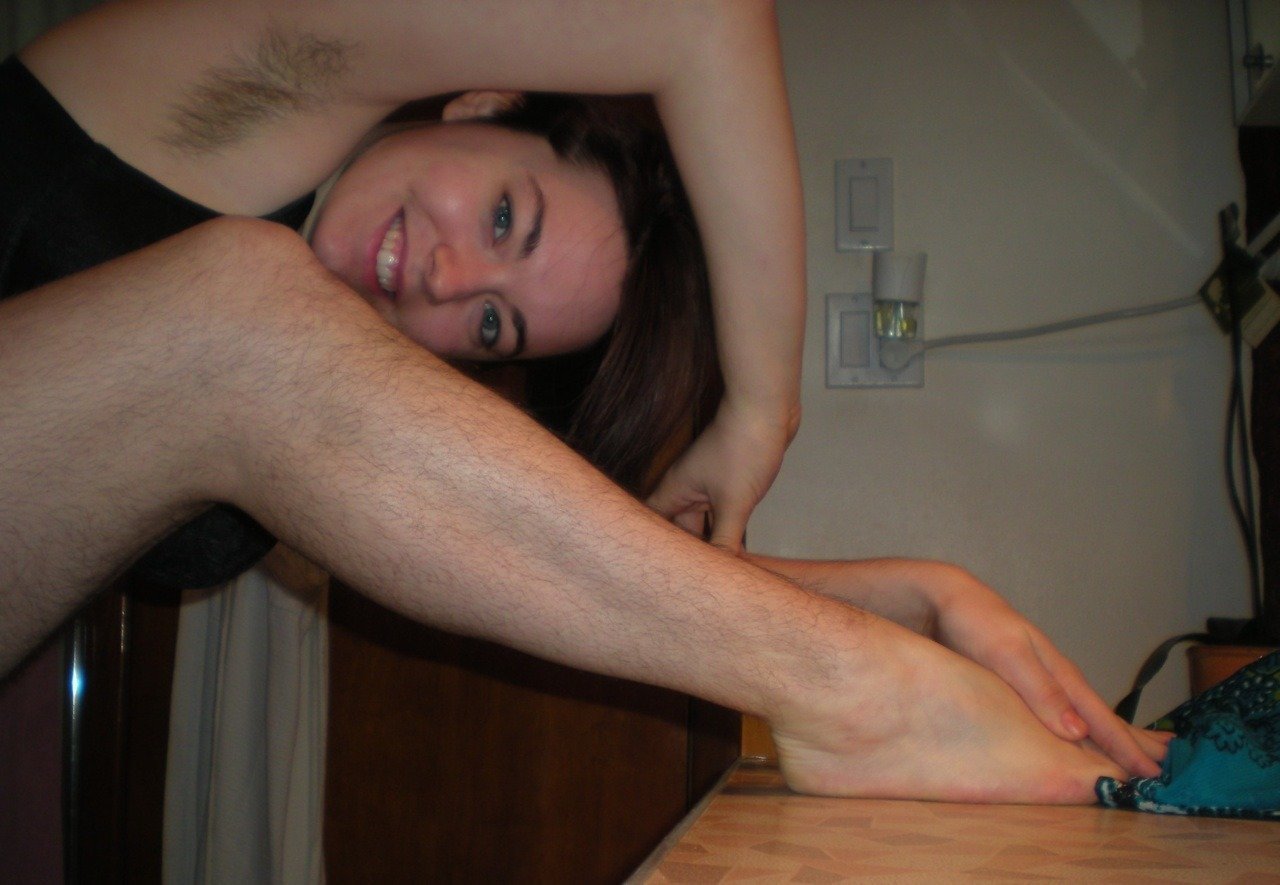 волосатые женские подмышки ноги (120) фото