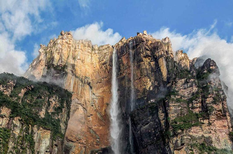 Райский водопад, «Вверх» / Ангельский водопад, Венесуэла