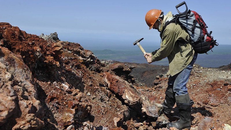 Что самое сложное в работе геолога?