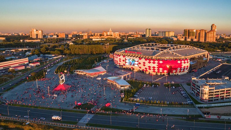 Стадион «Открытие Арена» и Стадион "Лужники" в Москве