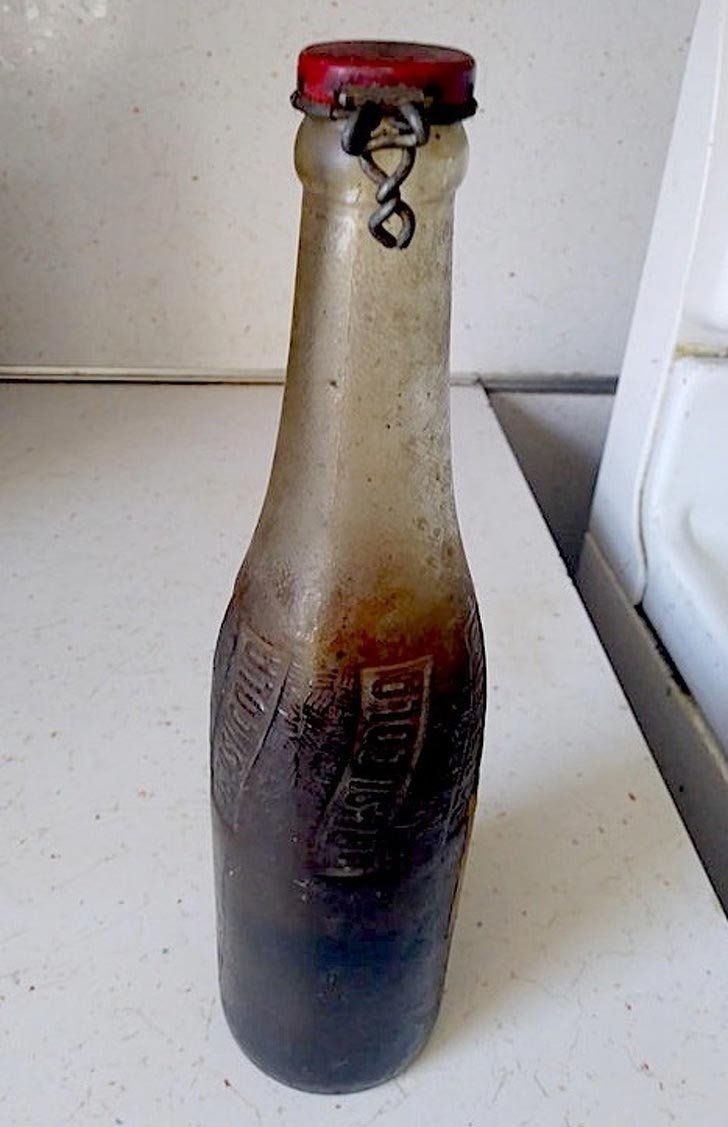 Бутылка колы 1941 года, которую ни разу не открывали