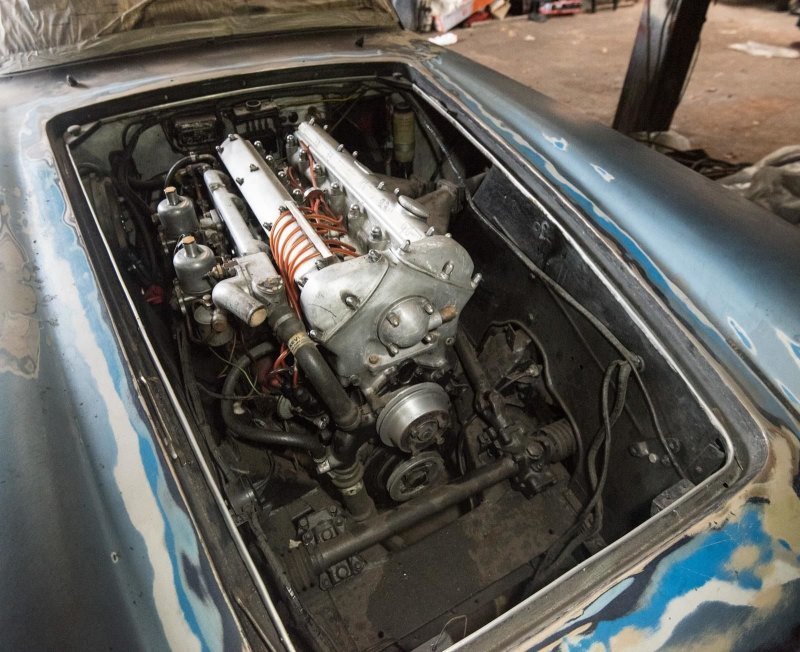 Уникум в разрухе: в Бельгии отыскали редкий Jaguar XK140