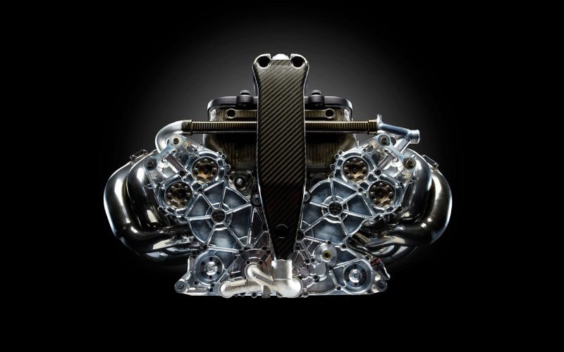 2,4-литровый V8 серии CA – на сегодняшний день последний двигатель Cosworth, использовавшийся в Формуле-1.
