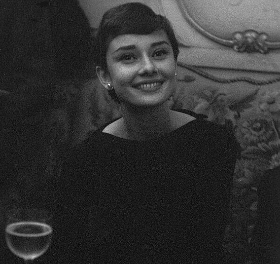 15. Одри Хепберн, Париж, 1955 г.