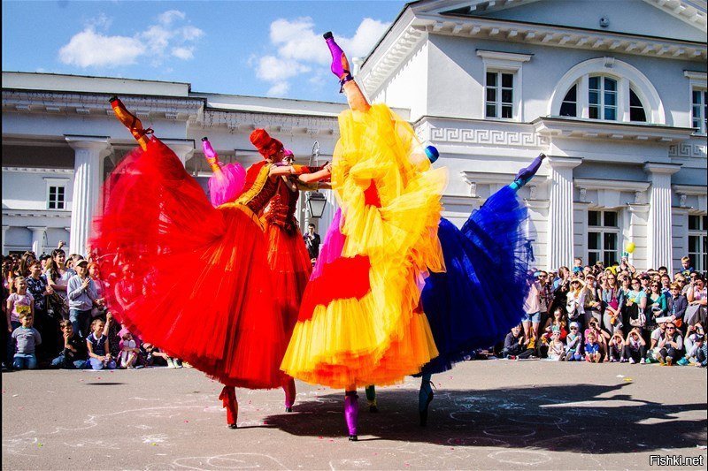 Арт спейс елагин остров. Фестиваль театров на елагином острове 2024. Елагин остров фестиваль уличных театров. Елагин остров фестиваль уличных театров. Фестиваль театров на елагином острове 2024.