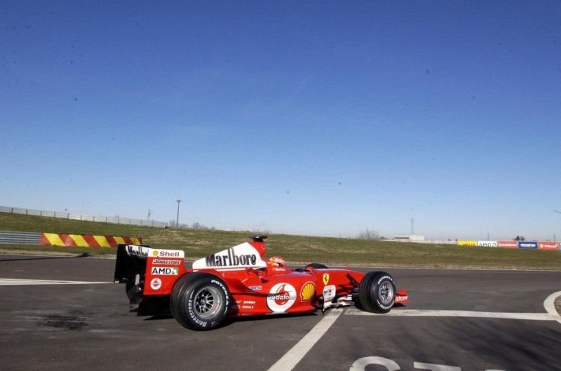 Михаэль Шумахер на тестах F2004.