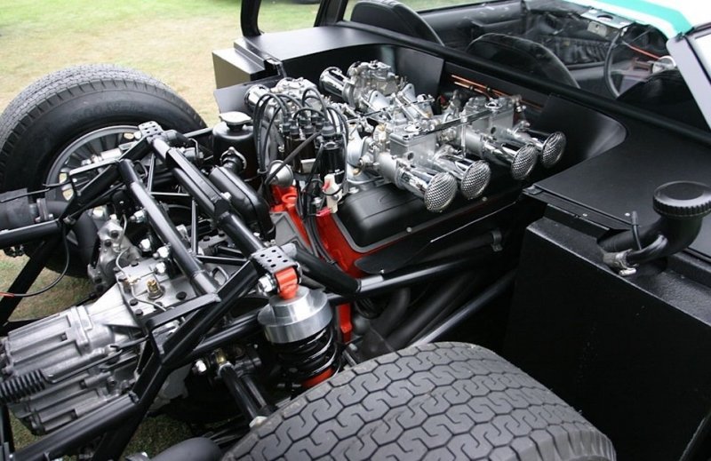 5,4-литровый двигатель от Chevrolet Corvette.
