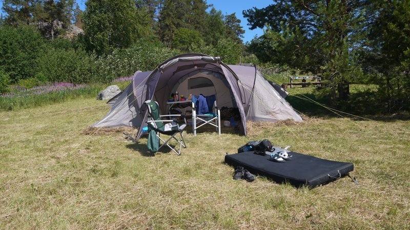 Поездка с семьей с палаткой в Лиетлахти