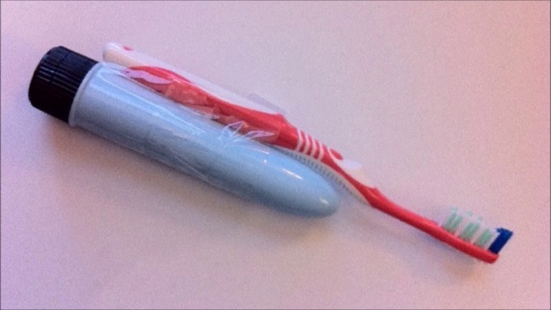 Вибратор + зубная щётка?