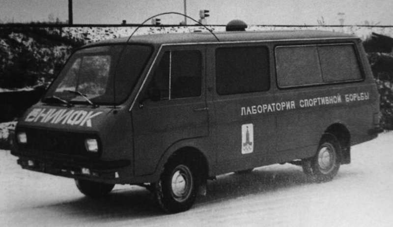 Автомобили, которые сопровождали «Олимпиаду-80»: РАФы и не только