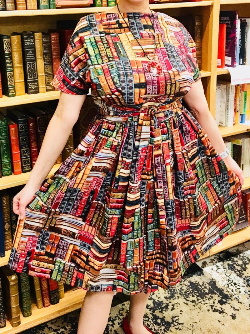 Лучшее платье для библиотекаря