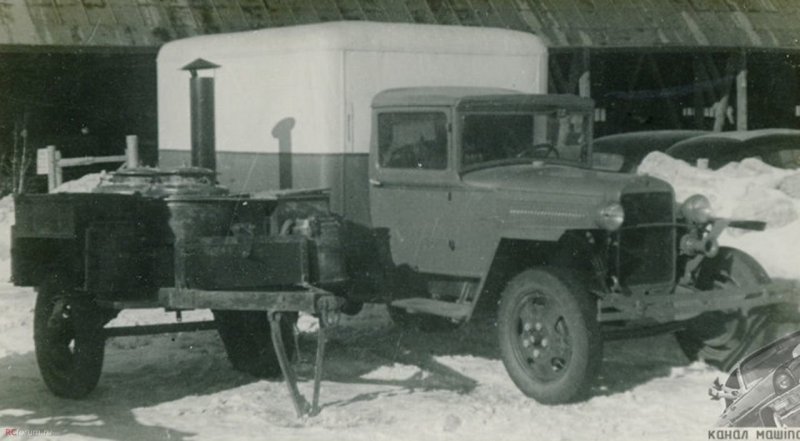 Хлебный фургон на шасси ГАЗ-ММ